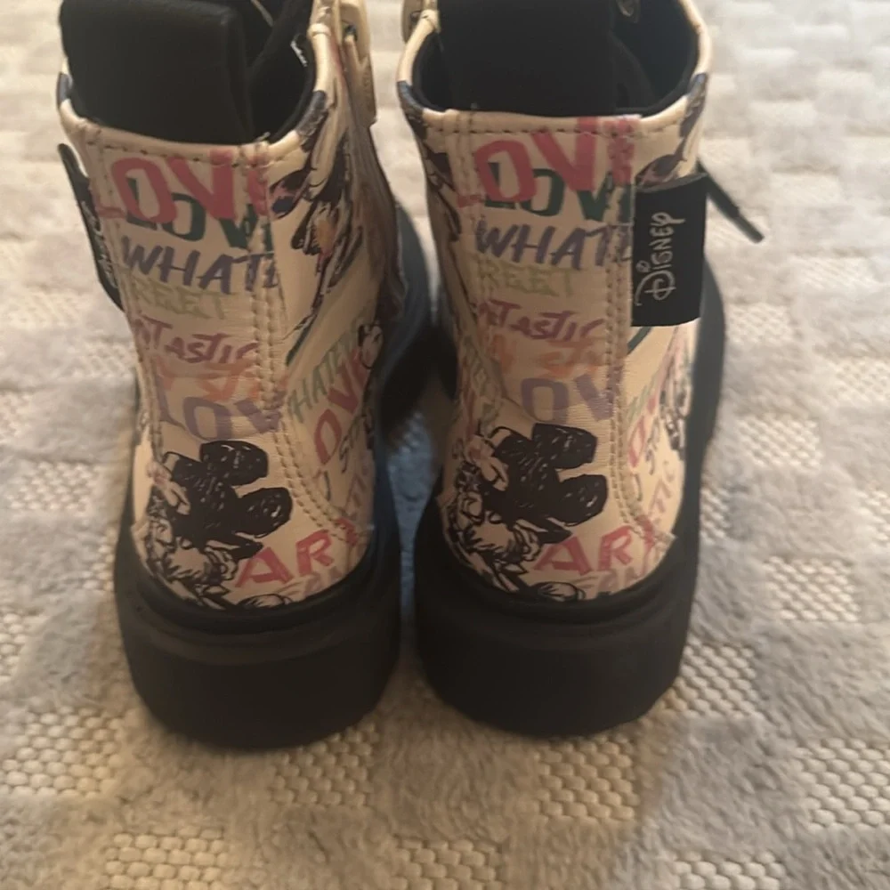 Zara Disney Mickey Mouse Girls Kids Boots EUC Zipper on Side Size 12